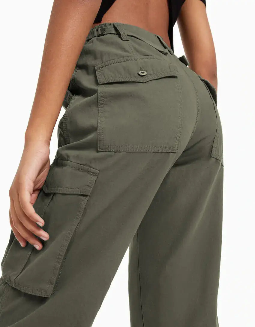 AEK Apparel Women's Cargo Pants