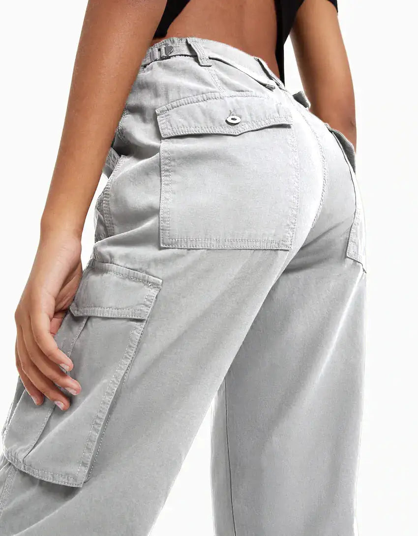 AEK Apparel Women's Cargo Pants